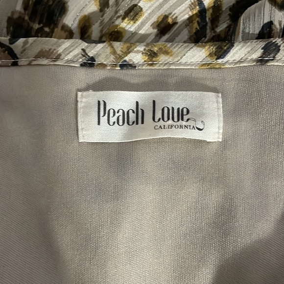 NWT PEACH LOVE CALIFORNIA 🌸 host pick 🌸 women’s bohemian mini dress! ( - Picture 8 of 9